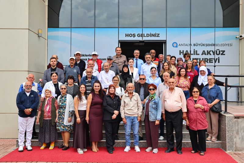 Halil Akyüz Huzurevi’nde Dünya Yaşlılar Günü kutlandı - Toros Gazetesi