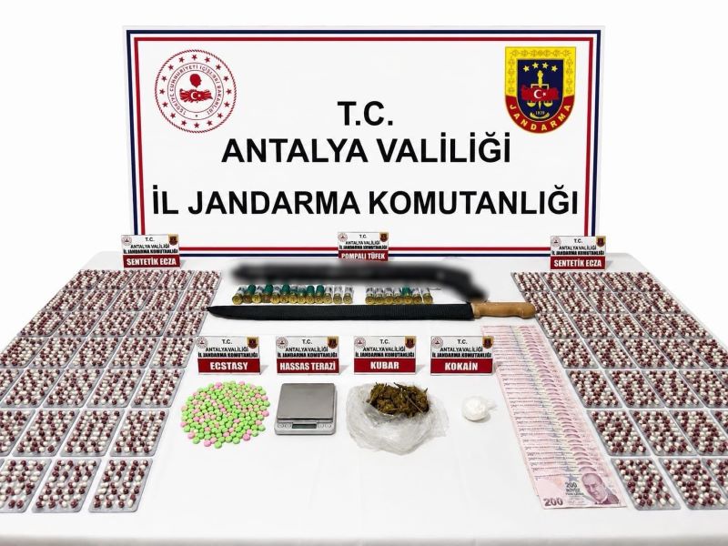 Alanya'da Uyuşturucu Operasyonu - Toros Gazetesi