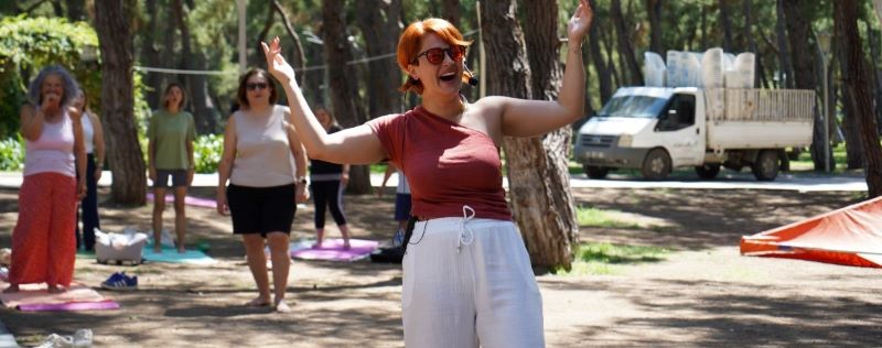 KAHKAHALAR EŞLİĞİNDE YOGA  - Toros Gazetesi