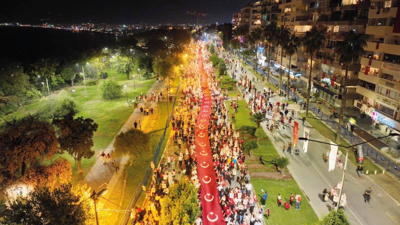 Başkan Vekili Büşra Özdemir:  “Bayrağını Al Gel!” - Toros Gazetesi