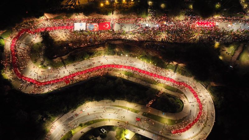 AYNI HEYECAN, YENİ TARİH - Toros Gazetesi