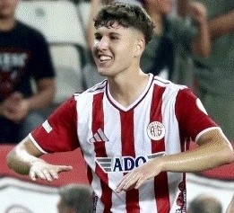 Ömer Faruk Beyaz için “Mevlüt”ü feda etmeyelim - Toros Gazetesi