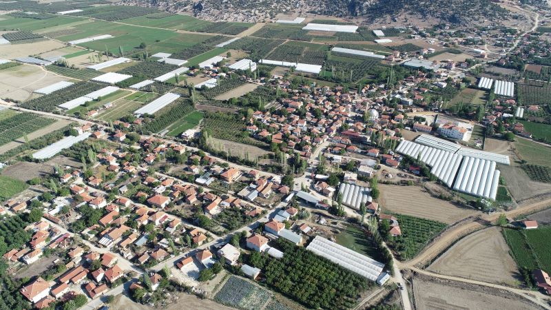 Zümrütova’nın adının değişmesi işi komisyona kaldı ! - Toros Gazetesi