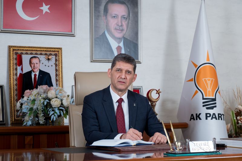 Ak Parti İl Başkanı Çetin'den, Büyükşehir Belediye Başkan Vekili Özdemir'e gönderme - Toros Gazetesi