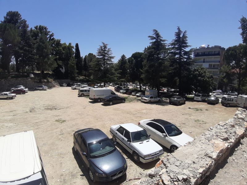 Elmalı’nın ilk açık hava otoparkı - Toros Gazetesi